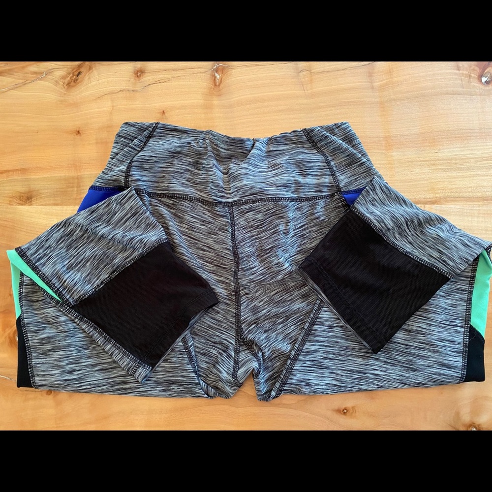 RBX crop leggings blue & green w/ black mesh Sz L
